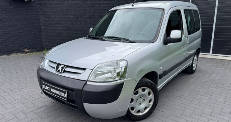Peugeot Partner 1.4 essence 75ch faible kilométrage gara