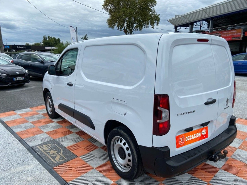 Peugeot Partner BlueHDi 130 EAT8 3 PL GPS Caméra Attelage 2024 - photo n°7 Peugeot Partner BlueHDi 130 EAT8 3 PL GPS Caméra Attelage  occasion à Saïx - photo n°7