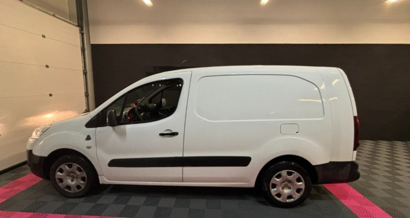 Peugeot Partner FGN 121 L2 1.6 HDI 90 FAP PACK CD CLIM / 3 PLACES / DISTRIBU 2014 - photo n°2 Peugeot Partner FGN 121 L2 1.6 HDI 90 FAP PACK CD CLIM / 3 PLACES / DISTRIBU  occasion à Harfleur - photo n°2