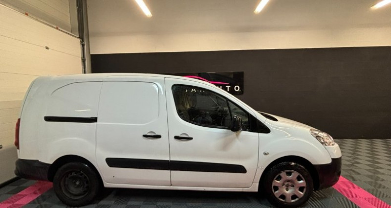 Peugeot Partner FGN 121 L2 1.6 HDI 90 FAP PACK CD CLIM / 3 PLACES / DISTRIBU 2014 - photo n°6 Peugeot Partner FGN 121 L2 1.6 HDI 90 FAP PACK CD CLIM / 3 PLACES / DISTRIBU  occasion à Harfleur - photo n°6