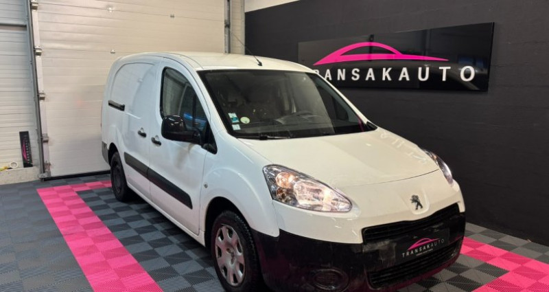 Peugeot Partner FGN 121 L2 1.6 HDI 90 FAP PACK CD CLIM / 3 PLACES / DISTRIBU 2014 - photo n°7 Peugeot Partner FGN 121 L2 1.6 HDI 90 FAP PACK CD CLIM / 3 PLACES / DISTRIBU  occasion à Harfleur - photo n°7