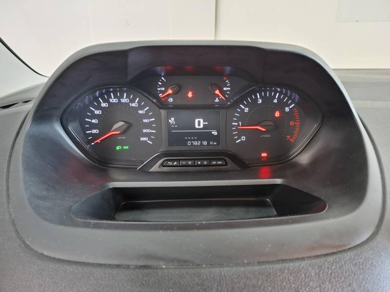 Peugeot Partner FGN FOURGON STANDARD 1000 KG BLUEHDI 100 S&S BVM5 PREMIUM 2021 - photo n°14 Peugeot Partner FGN FOURGON STANDARD 1000 KG BLUEHDI 100 S&S BVM5 PREMIUM  occasion à Biscarrosse - photo n°14