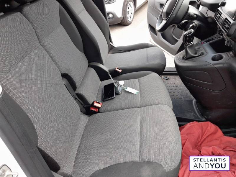 Peugeot Partner FGN FOURGON STANDARD 650 KG BLUEHDI 100 S&S BVM5 PREMIUM  occasion  VILLENEUVE D'ASCQ - photo n5