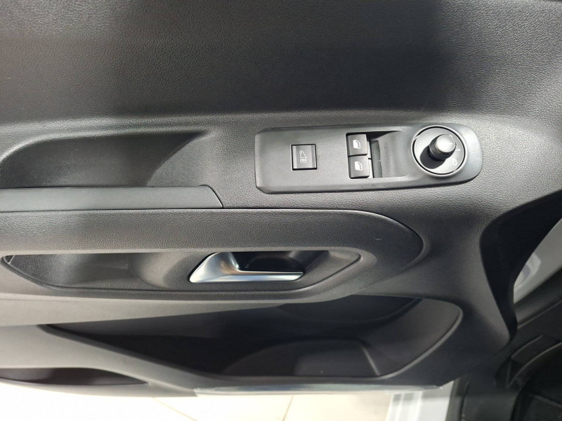 Peugeot Partner PARTNER FOURGON M 650 KG BLUEHDI 100 S&S BVM6  4p 2025 - photo n°16 Peugeot Partner PARTNER FOURGON M 650 KG BLUEHDI 100 S&S BVM6  4p  occasion à Hagetmau - photo n°16