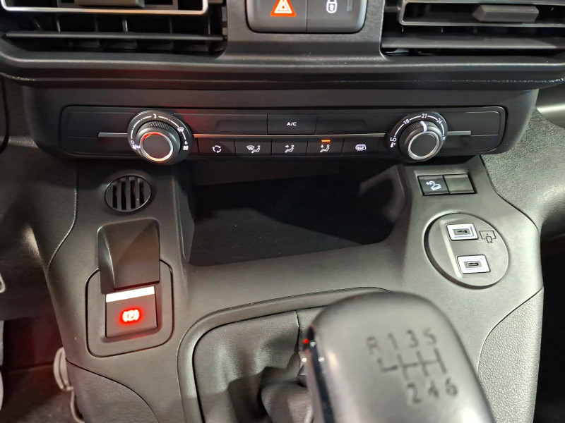 Peugeot Partner PARTNER FOURGON M 650 KG BLUEHDI 100 S&S BVM6  4p 2025 - photo n°17 Peugeot Partner PARTNER FOURGON M 650 KG BLUEHDI 100 S&S BVM6  4p  occasion à Hagetmau - photo n°17