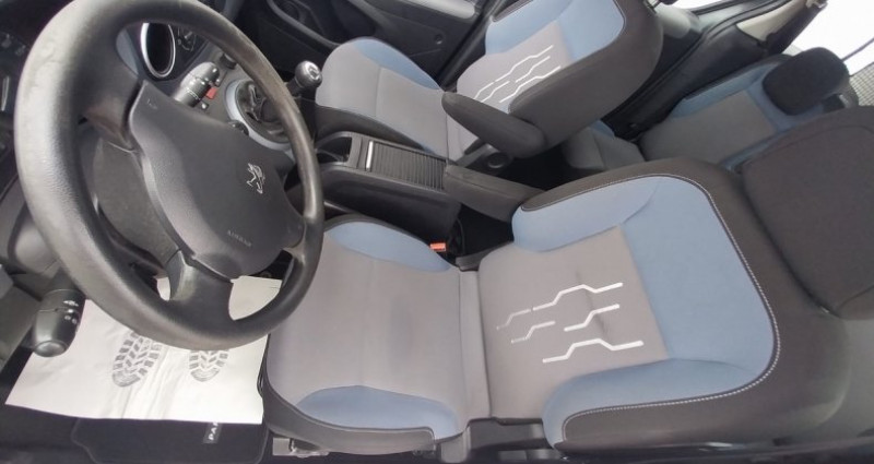 Peugeot Partner Tepee II 1.6 HDI 92 ACTIVE + PACK CLIM REGULATEUR LIMITEUR D 2014 - photo n°6 Peugeot Partner Tepee II 1.6 HDI 92 ACTIVE + PACK CLIM REGULATEUR LIMITEUR D  occasion à Thiers - photo n°6