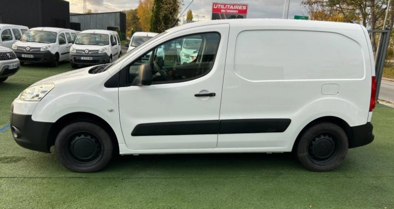 Peugeot Partner Vu 1.6 HDI 75ch CONFORT 3 places 2008 - photo n°2 Peugeot Partner Vu 1.6 HDI 75ch CONFORT 3 places  occasion à Reims - photo n°2