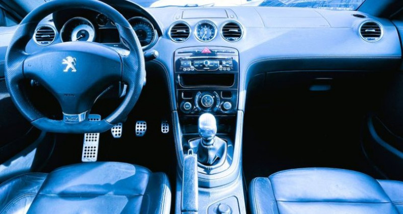 Peugeot RCZ 1.6 THP 16v 156ch-MOTEUR A CHAINE 2013 - photo n°4 Peugeot RCZ 1.6 THP 16v 156ch-MOTEUR A CHAINE  occasion à Saint Maximin la Sainte Baume - photo n°4