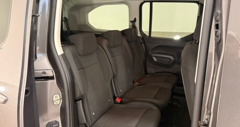Peugeot Rifter 1.5 BLUEHDI 130cv S&S ALLURE PACK 7PLACES 2021 - photo n°7 Peugeot Rifter 1.5 BLUEHDI 130cv S&S ALLURE PACK 7PLACES  occasion à La Buisse - photo n°7