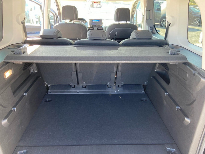 Peugeot Rifter BlueHDi 130 EAT8 GT Pack Connect 2025 - photo n°16 Peugeot Rifter BlueHDi 130 EAT8 GT Pack Connect  occasion à Lescure-d'Albigeois - photo n°16