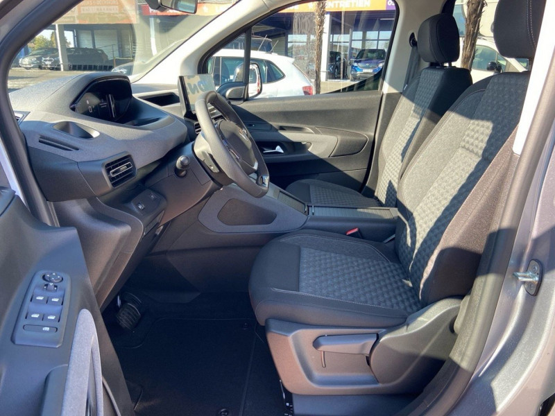 Peugeot Rifter BlueHDi 130 EAT8 GT Pack Connect 2025 - photo n°12 Peugeot Rifter BlueHDi 130 EAT8 GT Pack Connect  occasion à Lescure-d'Albigeois - photo n°12