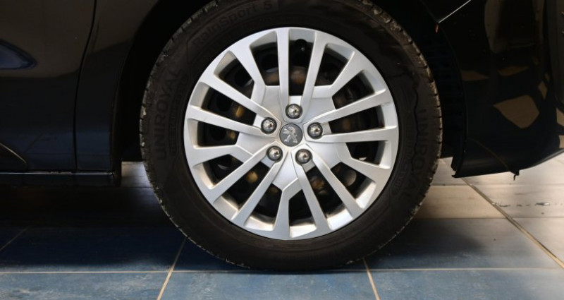 Peugeot Traveller Long 2.0 BlueHDi 180ch S&S EAT6 Allure 2018 - photo n°4 Peugeot Traveller Long 2.0 BlueHDi 180ch S&S EAT6 Allure  occasion à ST SATURNIN - photo n°4