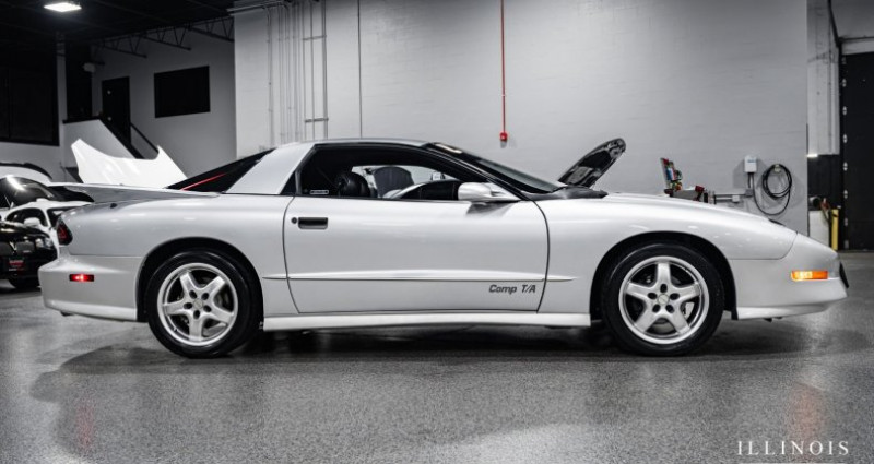 Pontiac Firebird  1995 - photo n°6 Pontiac Firebird   occasion à LYON - photo n°6