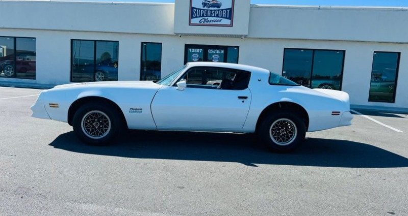 Pontiac Firebird  1977 - photo n°2 Pontiac Firebird   occasion à LYON - photo n°2