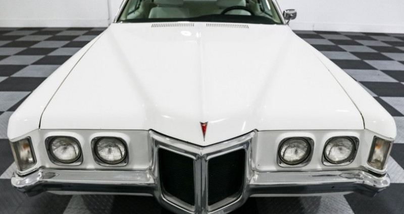 Pontiac Grand Prix  1969 - photo n°2 Pontiac Grand Prix   occasion à LYON - photo n°2