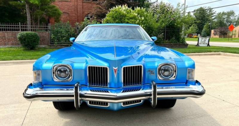 Pontiac Grand Prix  1973 - photo n°4 Pontiac Grand Prix   occasion à LYON - photo n°4