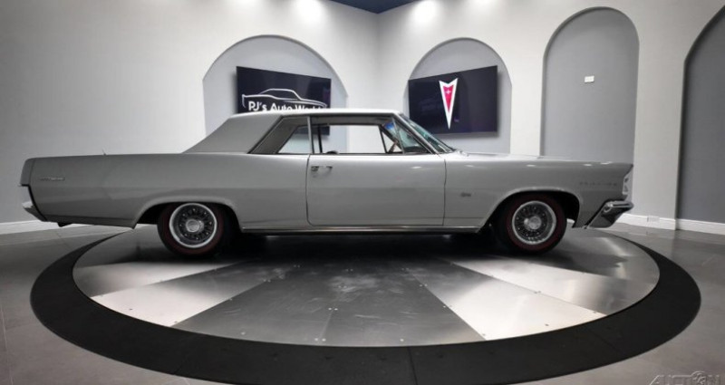 Pontiac Grand Prix  1963 - photo n°2 Pontiac Grand Prix   occasion à LYON - photo n°2