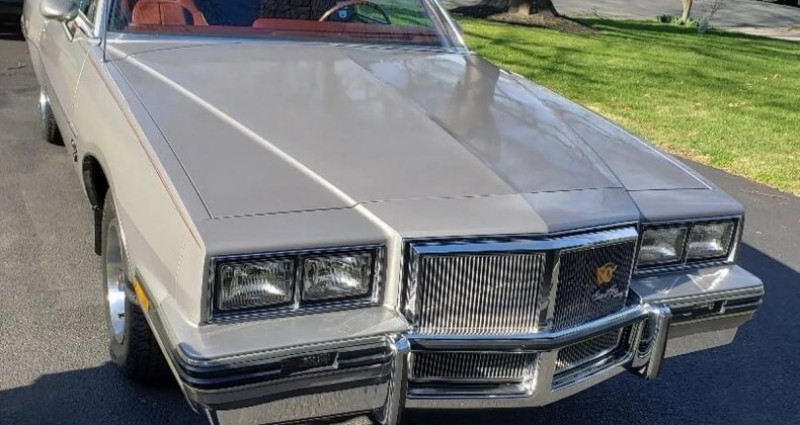 Pontiac Grand Prix  1983 - photo n°3 Pontiac Grand Prix   occasion à LYON - photo n°3