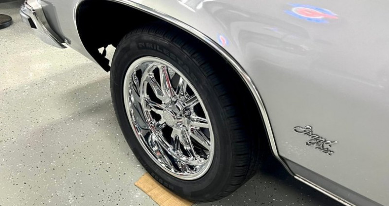 Pontiac Grand Prix  1976 - photo n°4 Pontiac Grand Prix   occasion à LYON - photo n°4