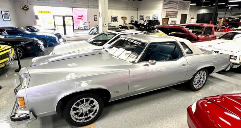 Pontiac Grand Prix  1976 - photo n°2 Pontiac Grand Prix   occasion à LYON - photo n°2