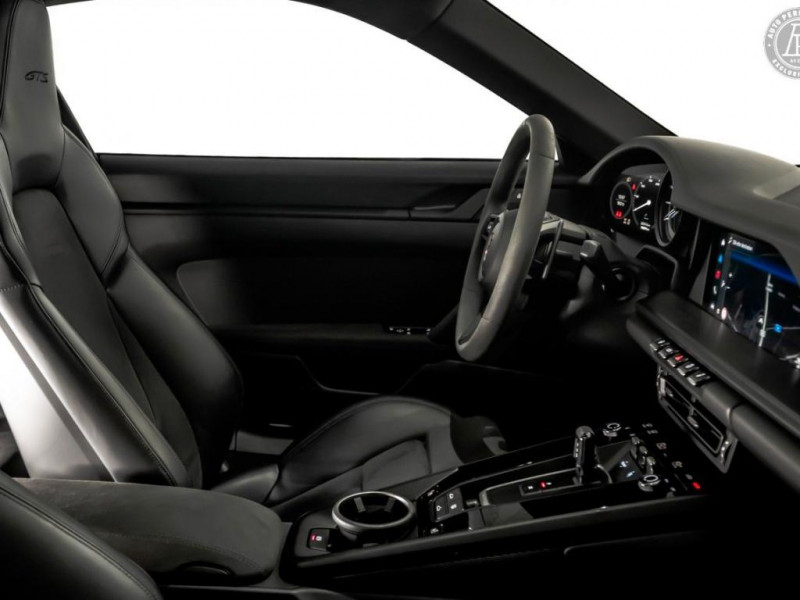 Porsche 911 911 992 Carrera 4 GTS 480hk Sportdesign 2023 - photo n°5 Porsche 911 911 992 Carrera 4 GTS 480hk Sportdesign  occasion à L'Union - photo n°5