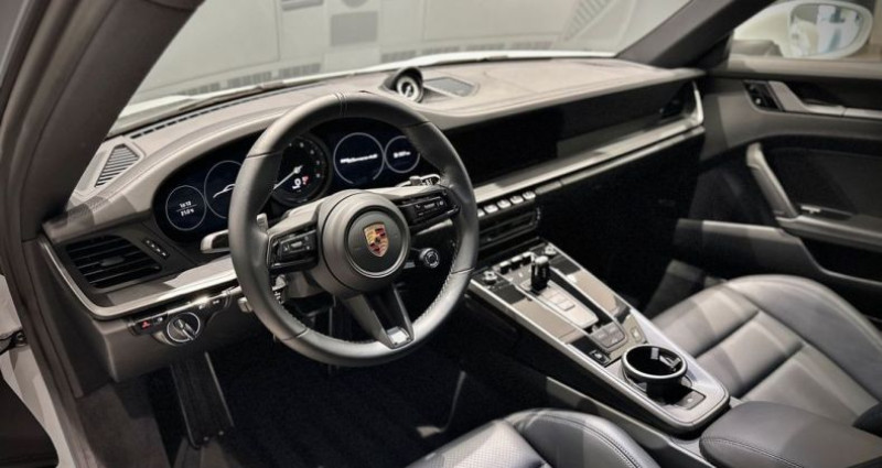Porsche 911 TYPE 992 CARRERA 4S COUPE 3.0i 450 PDK 8 TOIT OUVRANT FEUX M  occasion à MONTELIER - photo n°4