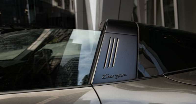 Porsche 911 type 992 Targa 4 GTS 1�re main Fran�aise  occasion � Nanterre - photo n�7