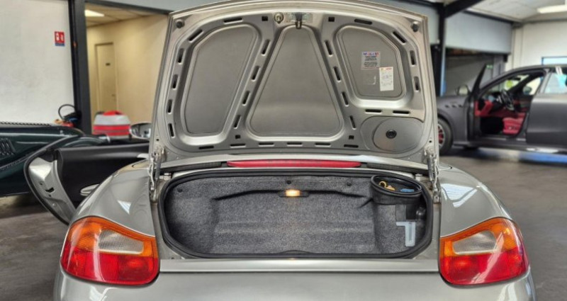 Porsche Boxster 2.5i TYPE 986 / HISTORIQUE COMPLET / HARD TOP / CARTE GRISE   occasion � SAINT LAURENT DU VAR - photo n�6