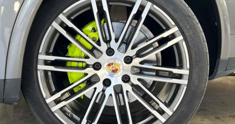 Porsche Cayenne 3.0 V6 416 ch S E-Hybrid Tiptronic A  occasion � LA CIOTAT - photo n�2