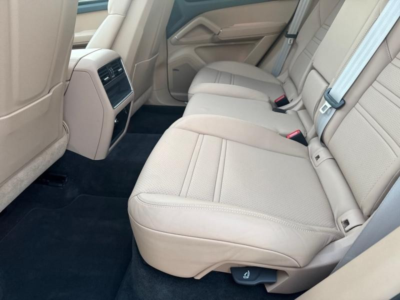 Porsche Cayenne 3.0 V6 462ch E-Hybrid Platinum Edition  occasion � Barberey-Saint-Sulpice - photo n�12