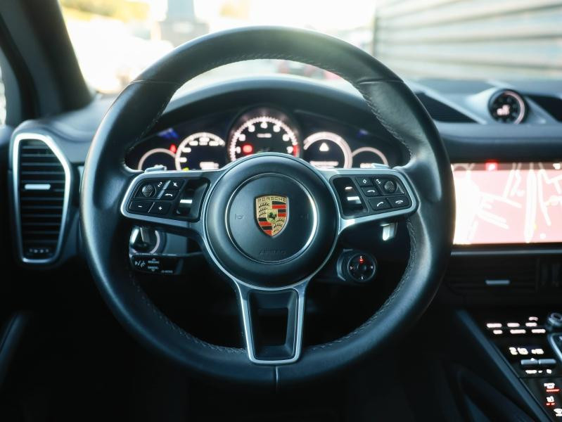 Porsche Cayenne 3.0 V6 462ch E-Hybrid  occasion à VILLENEUVE D ASCQ - photo n°9