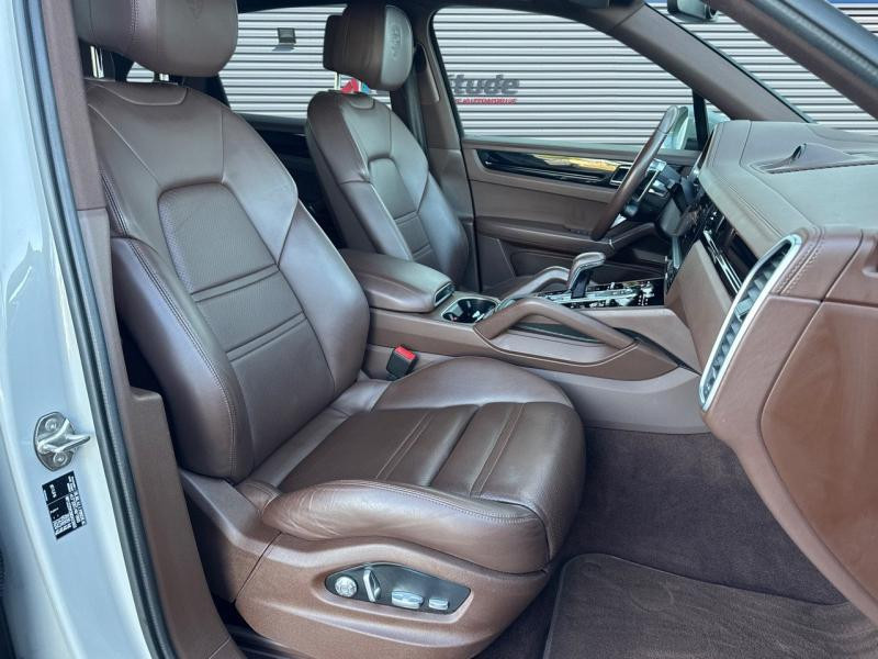 Porsche Cayenne 3.0 V6 462ch E-Hybrid  occasion  Barberey-Saint-Sulpice - photo n11