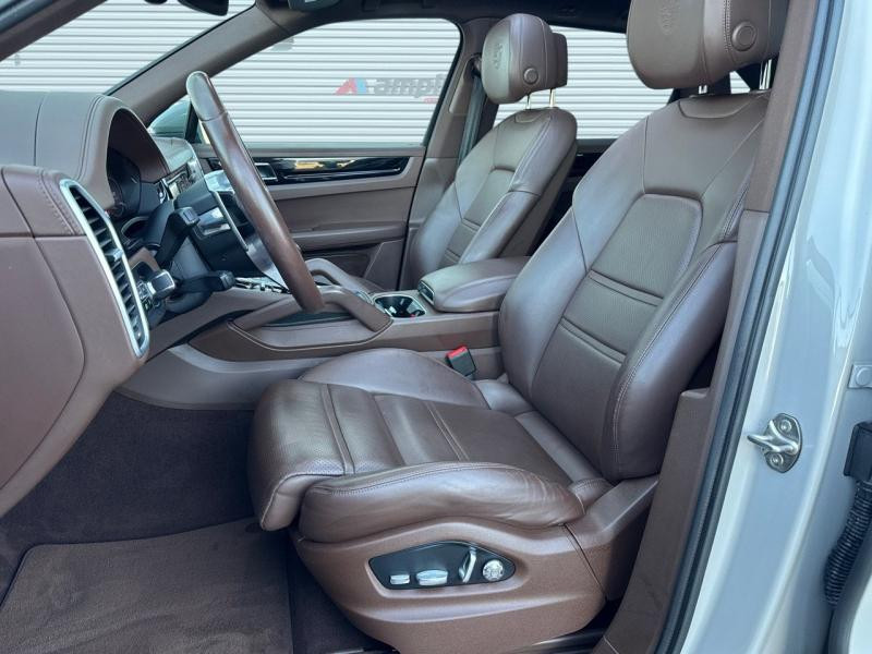Porsche Cayenne 3.0 V6 462ch E-Hybrid  occasion  Barberey-Saint-Sulpice - photo n10