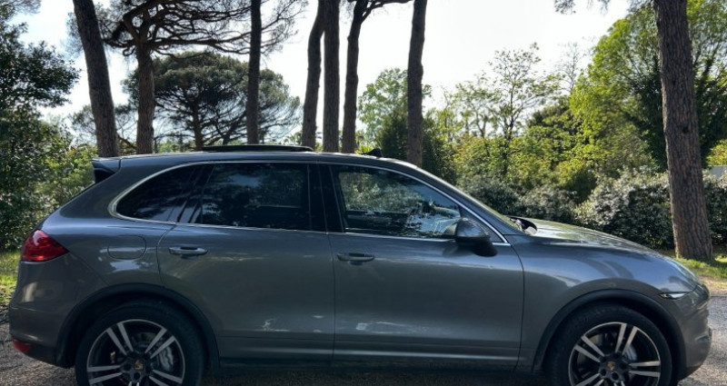 Porsche Cayenne 3.0 V6 S Hybrid Tiptronic / 2�ME MAIN / ENTRETIENS R�CENTS /  occasion � GASSIN - photo n�7