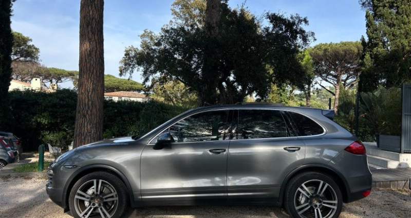 Porsche Cayenne 3.0 V6 S Hybrid Tiptronic / 2�ME MAIN / ENTRETIENS R�CENTS /  occasion � GASSIN - photo n�3