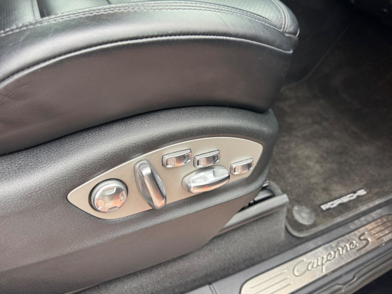Porsche Cayenne 3.0 V6 S HYBRID TIPTRONIC A  occasion  Lescure-d'Albigeois - photo n19