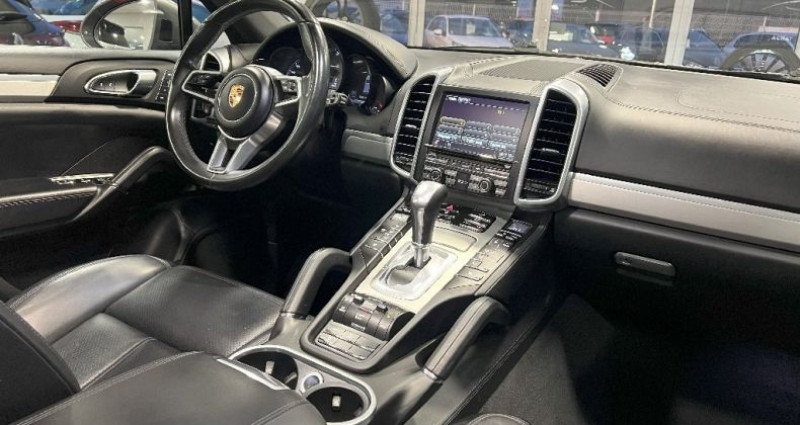 Porsche Cayenne 4.2D V8 385 S Tiptronic A  occasion à CREUZIER LE VIEUX - photo n°5