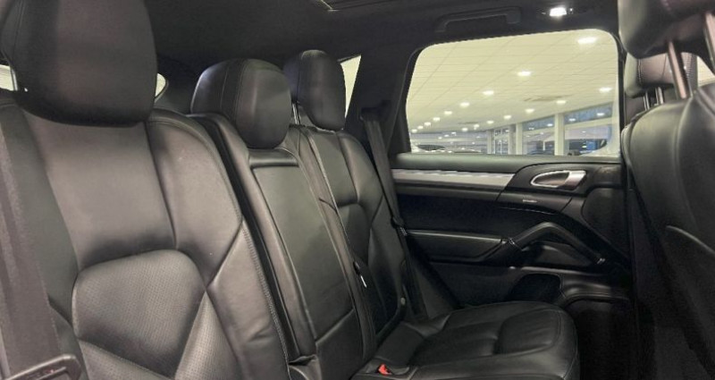 Porsche Cayenne 4.2D V8 385 S Tiptronic A  occasion à CREUZIER LE VIEUX - photo n°6