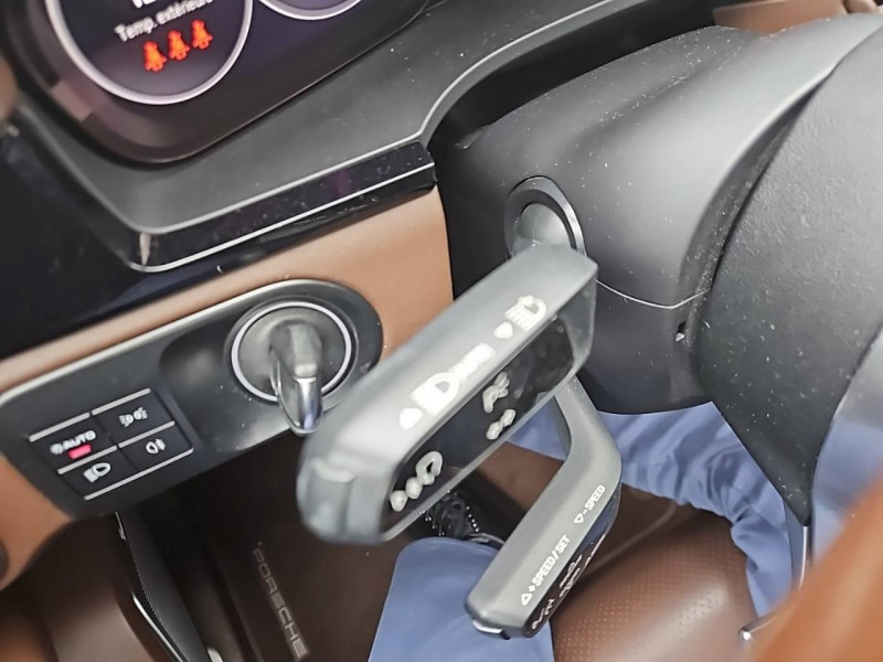 Porsche Cayenne Cayenne E-Hybrid 3.0 V6 462 ch Tiptronic BVA  5p  occasion � Trelissac - photo n�19