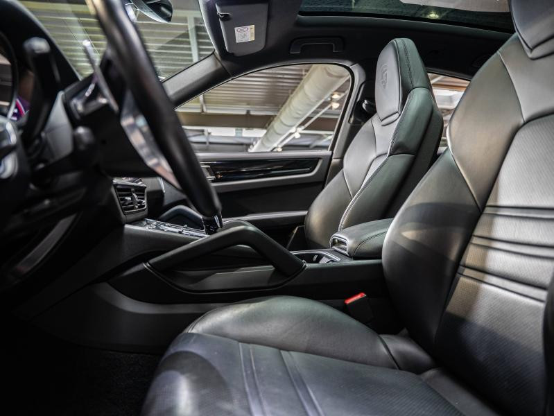 Porsche Cayenne Coup 3.0 V6 462ch E-Hybrid  occasion  CHAMPAGNE AU MONT D OR - photo n8