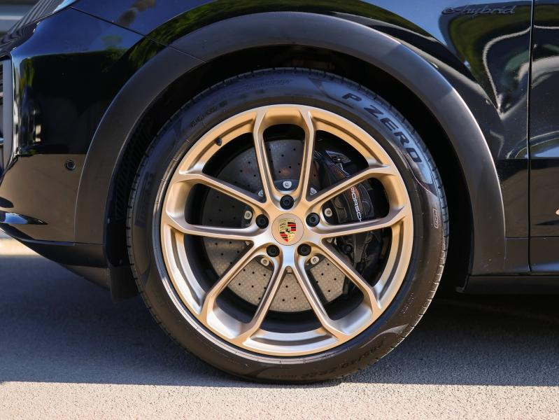 Porsche Cayenne Coup 4.0 V8 739ch Turbo E-Hybrid Pack GT  occasion  VILLENEUVE D ASCQ - photo n6