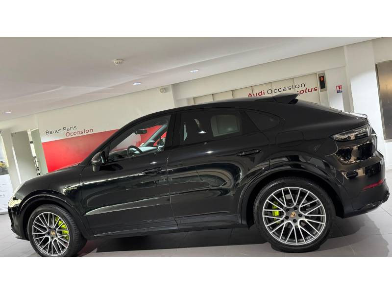 Porsche Cayenne Coupe E-Hybrid 3.0 V6 462 ch Tiptronic BVA Platinum Edition  occasion à Paris - photo n°3