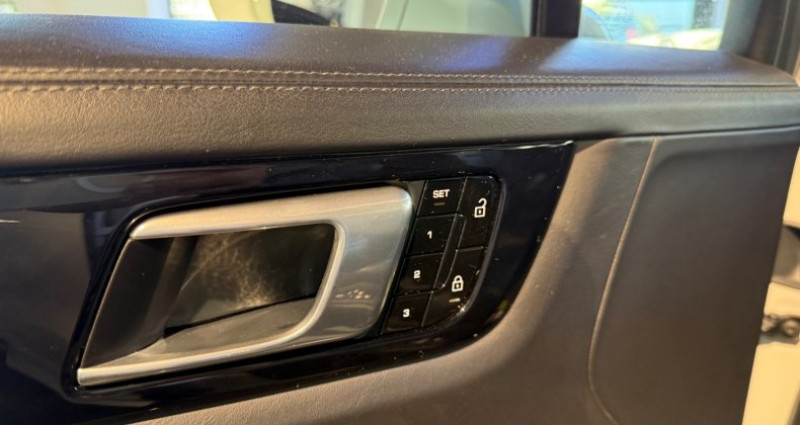 Porsche Cayenne COUPE E-Hybrid 3.0 V6 462 ch Tiptronic BVA  occasion � Saint-Maur-des-Fossés - photo n�7