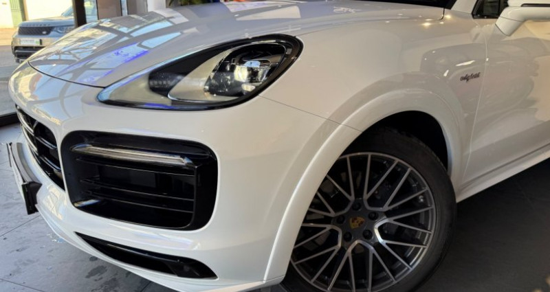 Porsche Cayenne COUPE E-Hybrid 3.0 V6 462 ch Tiptronic BVA  occasion � Saint-Maur-des-Fossés - photo n�3