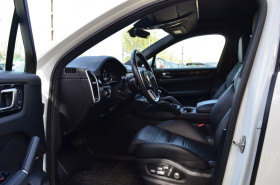 Porsche Cayenne E-Hybrid 3.0 V6 462 ch  BVA  occasion  Beaupuy - photo n5