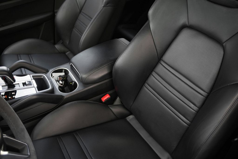 Porsche Cayenne E-Hybrid 3.0 V6 462 ch  BVA  occasion  Beaupuy - photo n8