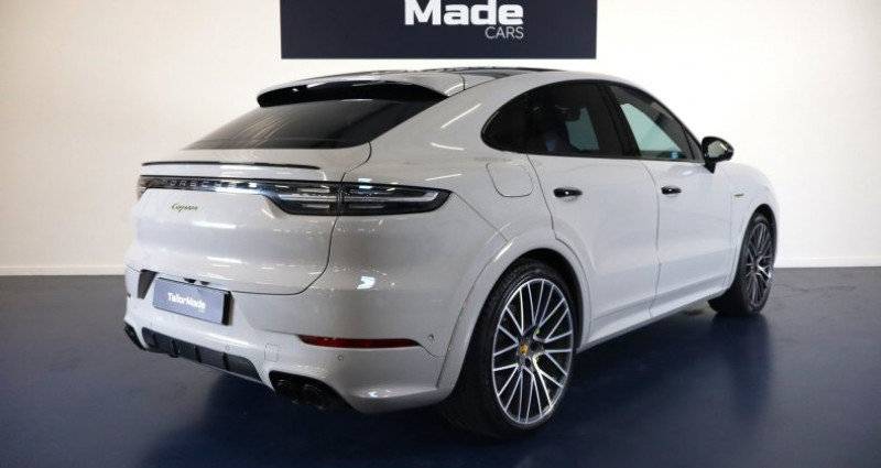 Porsche Cayenne E-Hybrid Coupé Platinium 2022 - photo n°2 Porsche Cayenne E-Hybrid Coupé Platinium  occasion à Arnas - photo n°2