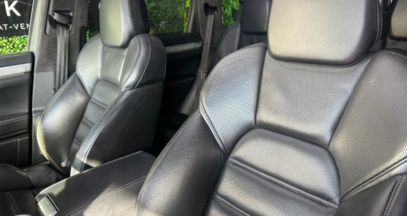 Porsche Cayenne N1 4.8 V8 TURBO TIPTRONIC S A  occasion � PERTUIS - photo n�7