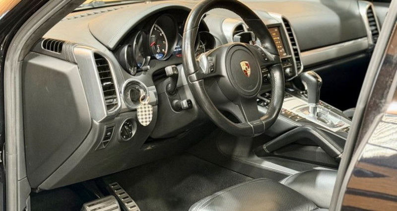 Porsche Cayenne turbo ( 2 ) v8 4.8 500 tiptronic to bose si�ges sport 18 pos  occasion &agrave; Les Alluets Le Roi - photo n&deg;4