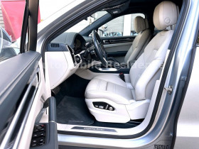 Porsche Cayenne Turbo 4.0 V8 550 ch  BVA  occasion  Beaupuy - photo n4